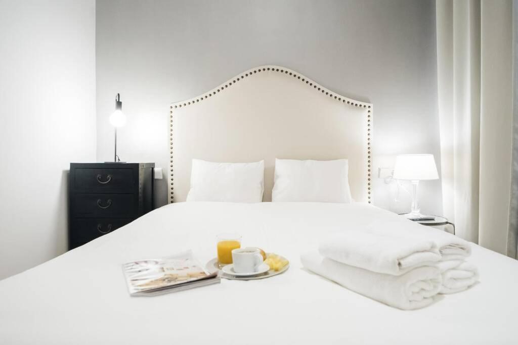 Apartamentos Plaza De Pedro Zerolo III Μαδρίτη Εξωτερικό φωτογραφία