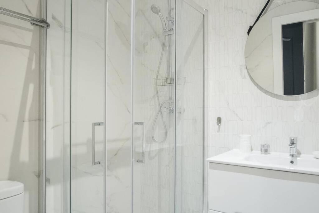 Apartamentos Plaza De Pedro Zerolo III Μαδρίτη Εξωτερικό φωτογραφία