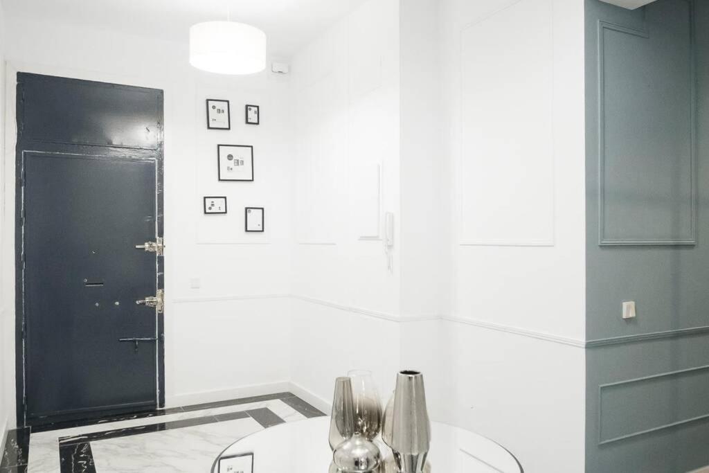 Apartamentos Plaza De Pedro Zerolo III Μαδρίτη Εξωτερικό φωτογραφία