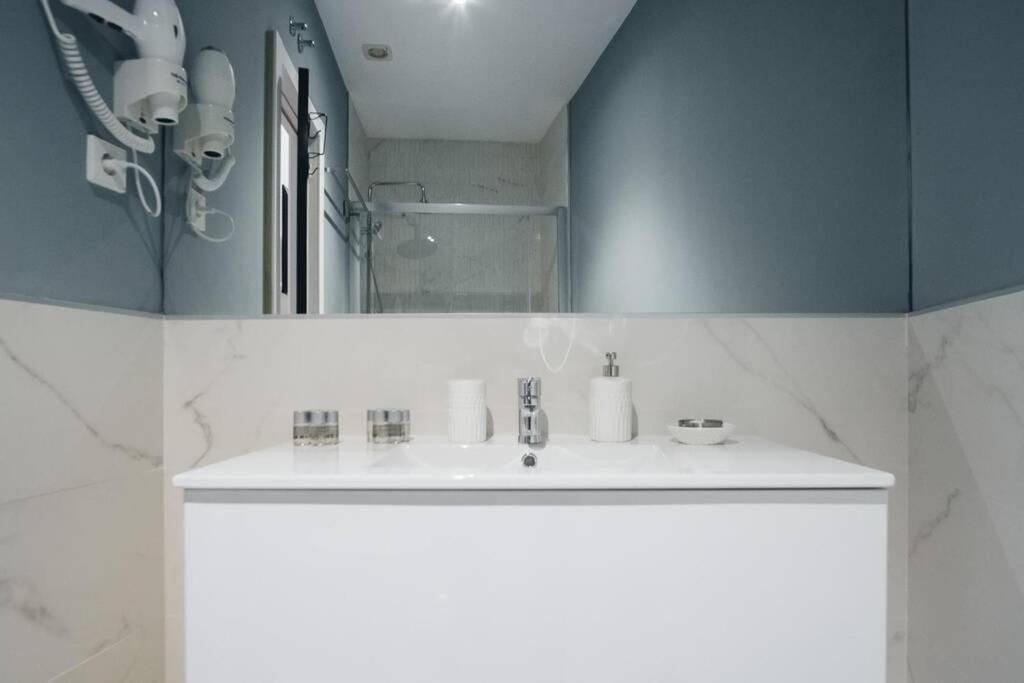 Apartamentos Plaza De Pedro Zerolo III Μαδρίτη Εξωτερικό φωτογραφία