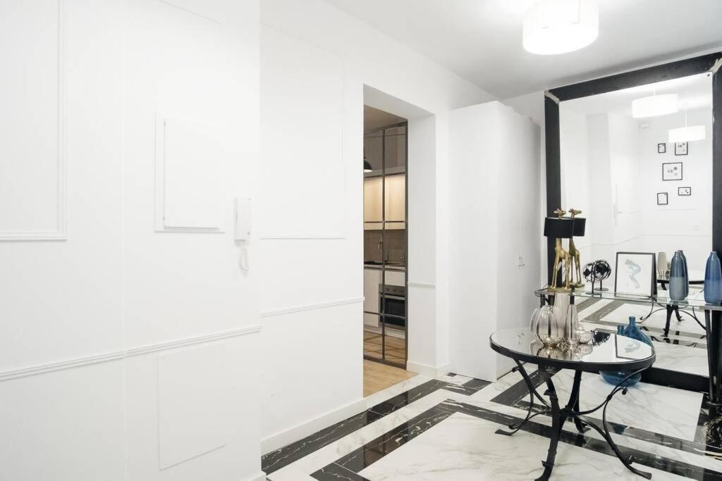 Apartamentos Plaza De Pedro Zerolo III Μαδρίτη Εξωτερικό φωτογραφία
